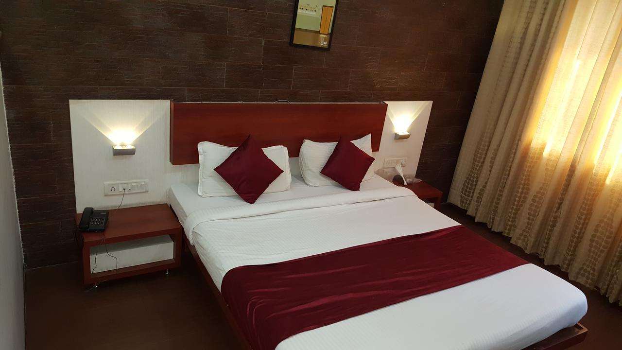 Hotel Khandesh Residency Panvel Exterior foto